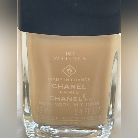 Chanel LE VERNIS nail polish 167 - WHITE SILK - Picture 7 of 9